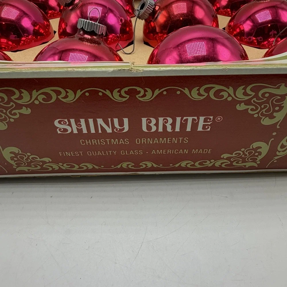 Vintage Shiny Brite Pink Red Glass Christmas Ornaments Set of 12 in Box Read
